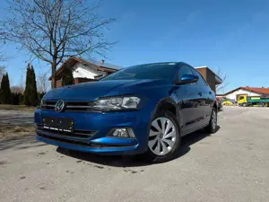 Volkswagen Polo VI Comfortline / NAVI