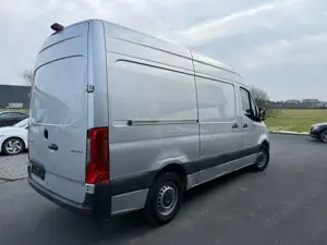 Mercedes-Benz Sprinter III HKa 315 CDI RWD 2,0 Ltr. - 110 kW CDI KAT Bild 4