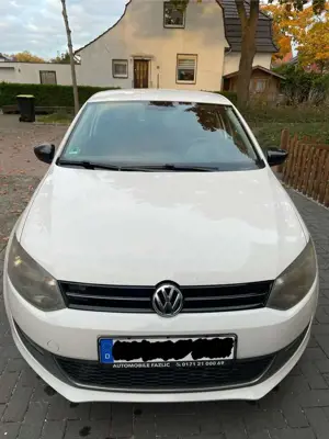 Volkswagen Polo Style (sehr viele Neuteile!)