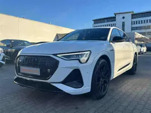 Audi e-tron Sportback 55 2x S line BLACK EDITION PANO