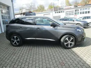 Peugeot 3008 Bild 3