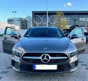 Mercedes-Benz A 250 e 8G-DCT Progressive
