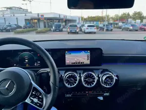 Mercedes-Benz A 250 e 8G-DCT Progressive Bild 5