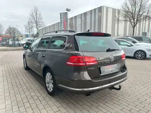Volkswagen Passat Variant *DSG*Tempomat*Navi*Sitzheizung* Bild 5