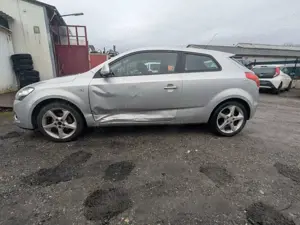 Kia Ceed / cee'd Ceed 1.6 CVVT EX