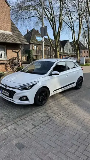 Hyundai i20 blue 1.0 T-GDI Style