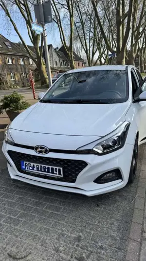 Hyundai i20 blue 1.0 T-GDI Style Bild 2