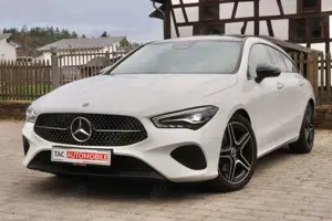 Mercedes-Benz CLA 220 CLA220d SB AMG NIGHT PANO LED AHK KAMERA KEYLESS