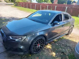 Audi A3 Limousine 2.0 TDI S line Sportpaket Plus – Umbau m