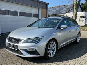 SEAT Leon ST FR Black Matt Edition LED-1.Hand