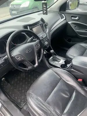 Hyundai SANTA FE 2.2 CRDI 4WD Automatik Style Bild 3