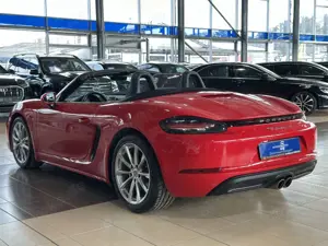 Porsche Boxster 718 S*BOSE*Bi-Xenon*Navi*SportAuspuff* Bild 5