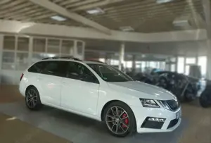 Skoda Octavia Combi RS DSG; NAV CarPlay KAM KEYL Bild 3