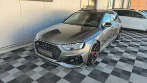 Audi RS4 Avant 2.9 TFSI*COMPETITION PLUS*RS-SCHALEN* Bild 2