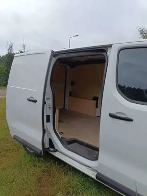 Opel Vivaro Vivaro 1.5 D Cargo S Selection Bild 2