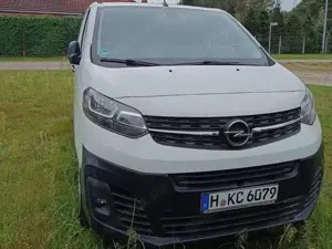 Opel Vivaro Vivaro 1.5 D Cargo S Selection Bild 4