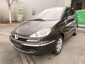 Peugeot 807