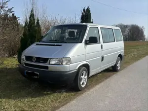 Volkswagen T4 Caravelle