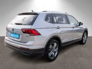 Volkswagen Tiguan Allspace Life 4M 2.0TDI DSG Stdhz HUD AHK Bild 3