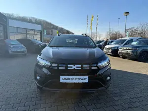Dacia Sandero Bild 2