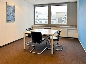 Meetings,Zusammenarbeit in unseren professionellen Business Center in Regus Neumarkt Galerie Bild 5