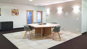 Meetings,Zusammenarbeit in unseren professionellen Business Center in Regus Neumarkt Galerie Bild 2