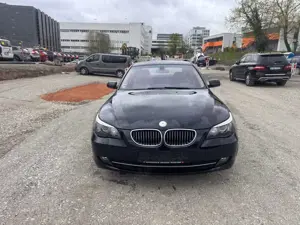 BMW 523 523i