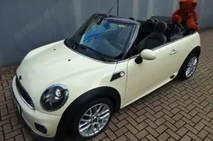 MINI Cooper Cabrio John Cooper Works JCW