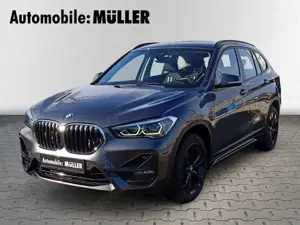 BMW X1 sDrive 18 i Sport Line Aut. NAVI+SHZG+PDC+GROSSR T