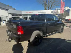 Dodge RAM 1500 SLT Classic 5.7 V8 4x4 unfallfrei 1.HD Bild 3