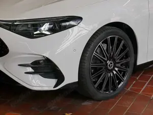 Mercedes-Benz CLA 250 +AMGLine plus+MULTIBEAM+DISTRONIC+NIGHT+ Bild 4