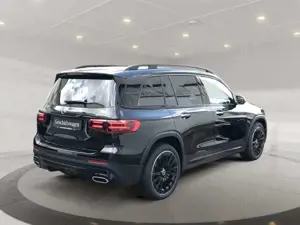 Mercedes-Benz GLB 220 d 4MATIC AMG+MBUX+Burm+MBeam+Night+AHK Bild 2