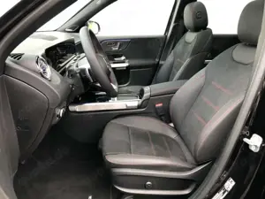 Mercedes-Benz GLB 220 d 4MATIC AMG+MBUX+Burm+MBeam+Night+AHK Bild 5