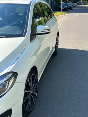 Mercedes-Benz B 180 B-Klasse Urban
