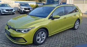 Volkswagen Golf Golf Life 1.5 eTSI DSG-Navi-Kamera-Alu-AHKschwenk