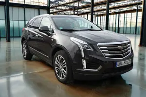 Cadillac XT5 3.6 PLATINUM 4x4 Autom. Leder/Navi/Panorama Bild 5