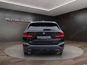 BMW X1 xDrive 20 d Advantage Bild 4