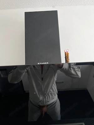 Er mit Riesenlatte sucht crazy Dame zum Shoppen