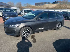 Ford Focus Turnier Titanium+Navi Bild 3