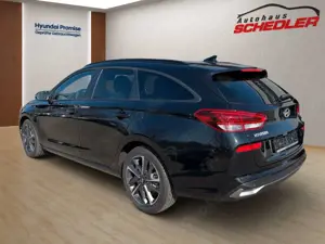 Hyundai i30 Kombi Advantage 1.5T-GDi 48V 140PS DCT+PANO Bild 4