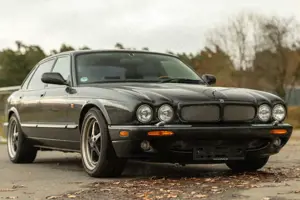Jaguar XJR 4.0 V8 1. Hand