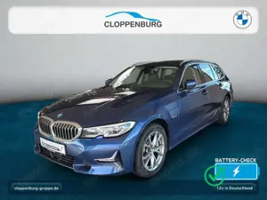 BMW 330 e xDrive Touring Luxury Line Head-Up+StHz+ACC