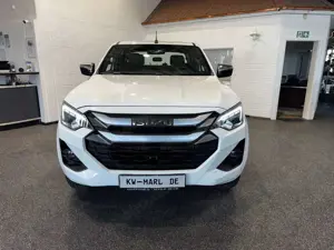 Isuzu D-Max Double Cab 4WD LSE LED ACC PDC KAMERA Bild 2