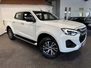 Isuzu D-Max Double Cab 4WD LSE LED ACC PDC KAMERA Bild 3