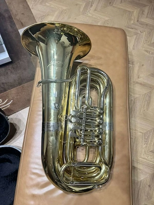 Cerveny Tuba CBB 483 Arion