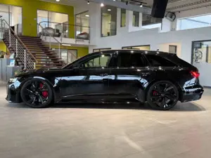 Audi RS6 Avant 4.0 TFSI quattro *Keramik*BO*Laser* Bild 2