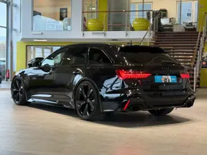 Audi RS6 Avant 4.0 TFSI quattro *Keramik*BO*Laser* Bild 3