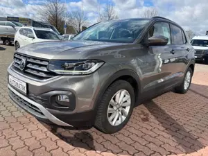 Volkswagen T-Cross TSI DSG Life LED AHZ Allwetter Navi