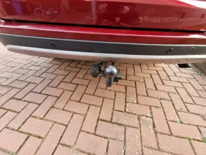 Toyota RAV 4 2.5 4x4 Hybrid Team Deutschland Bild 2