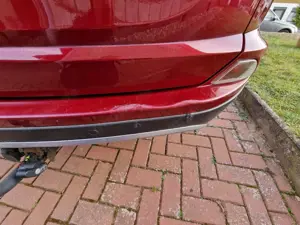 Toyota RAV 4 2.5 4x4 Hybrid Team Deutschland Bild 3